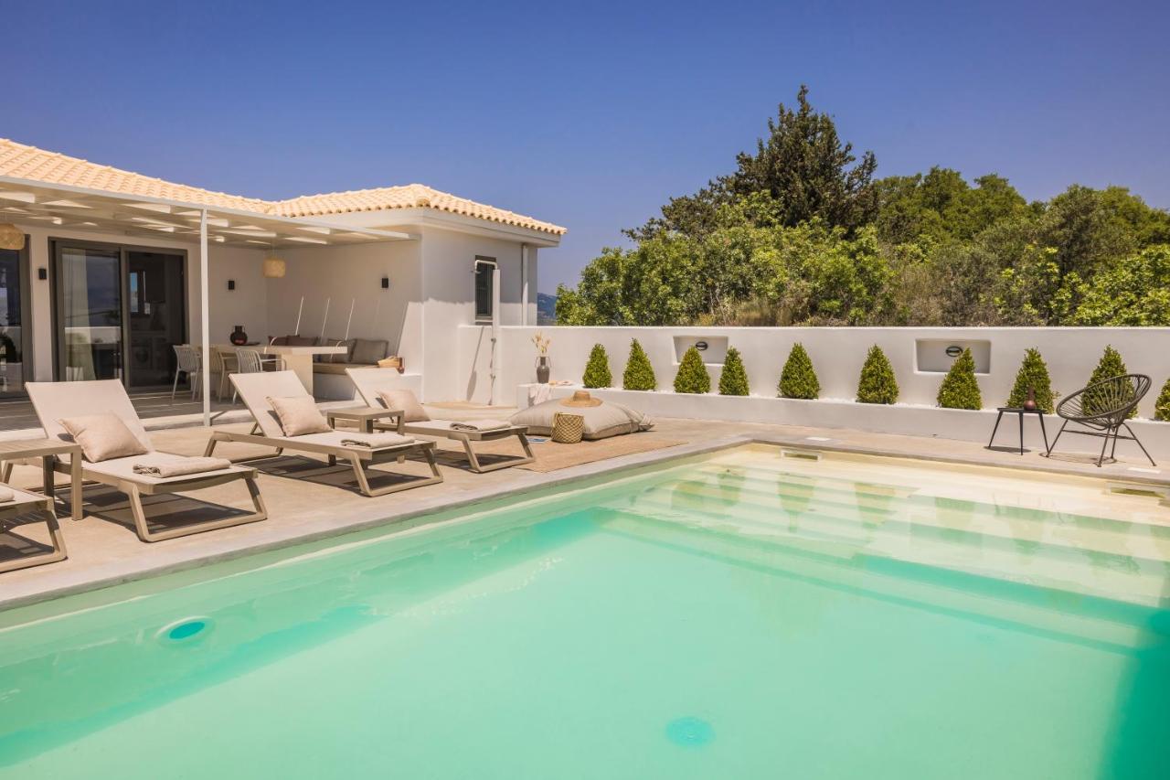 Villa Mirto - Iris Sunset Villas Lépedha Dış mekan fotoğraf